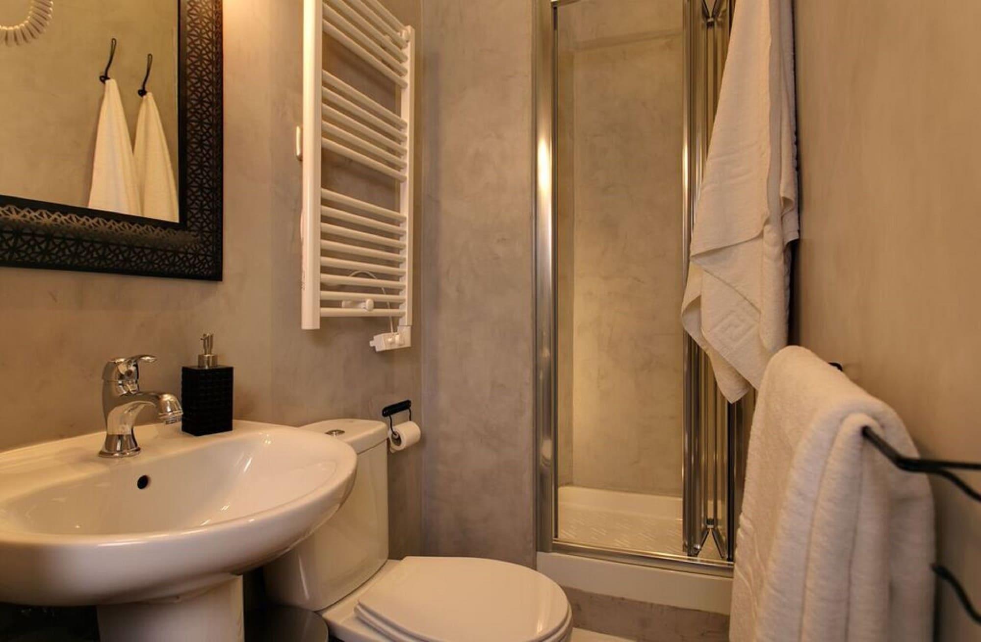 Abracadabra Suites Madrid Bagian luar foto