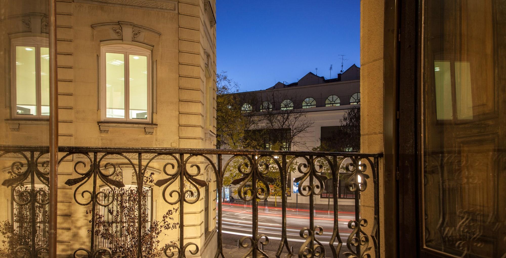 Abracadabra Suites Madrid Bagian luar foto